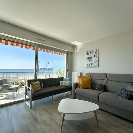 Apartment Confortable T3, 6 Couchages, Terrasse Et Parking - Quartier Benoit, - Fr-1-245-152 *