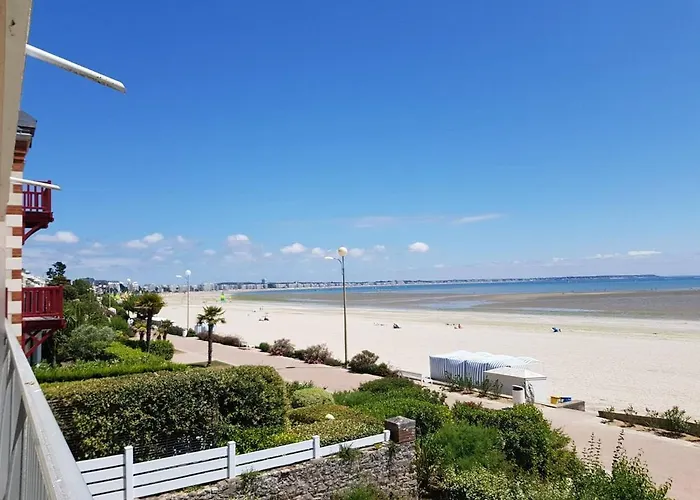 Apartament Confortable T3, 6 Couchages, Terrasse Et Parking - Quartier Benoit, - Fr-1-245-152 *