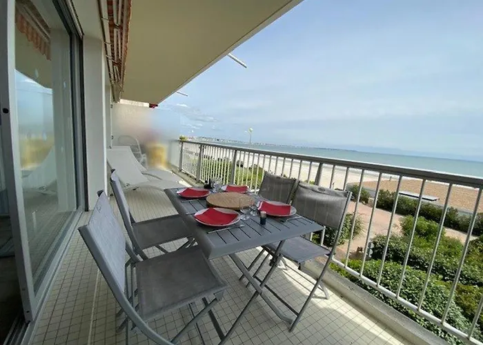 Apartment Confortable T3, 6 Couchages, Terrasse Et Parking - Quartier Benoit, - Fr-1-245-152